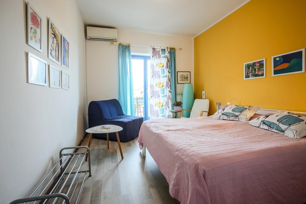 Apartments Novka إيزولا المظهر الخارجي الصورة